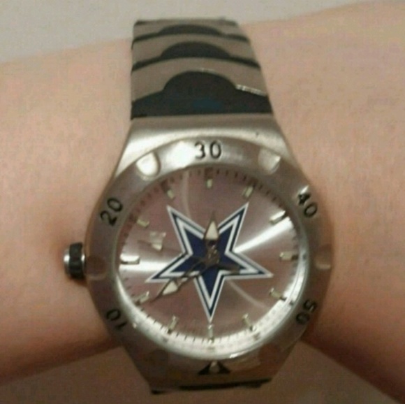 New Mens Cowboys Watch - Picture 4 of 4